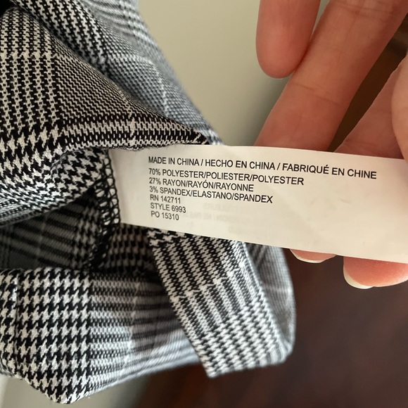 Eloquii Plaid Balloon Sleeve Dress - Picture 6 of 7